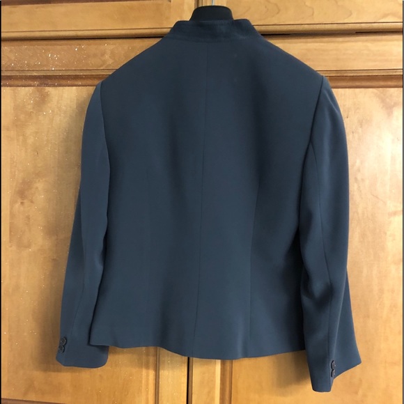 Kasper Suit Jacket - Picture 4 of 5